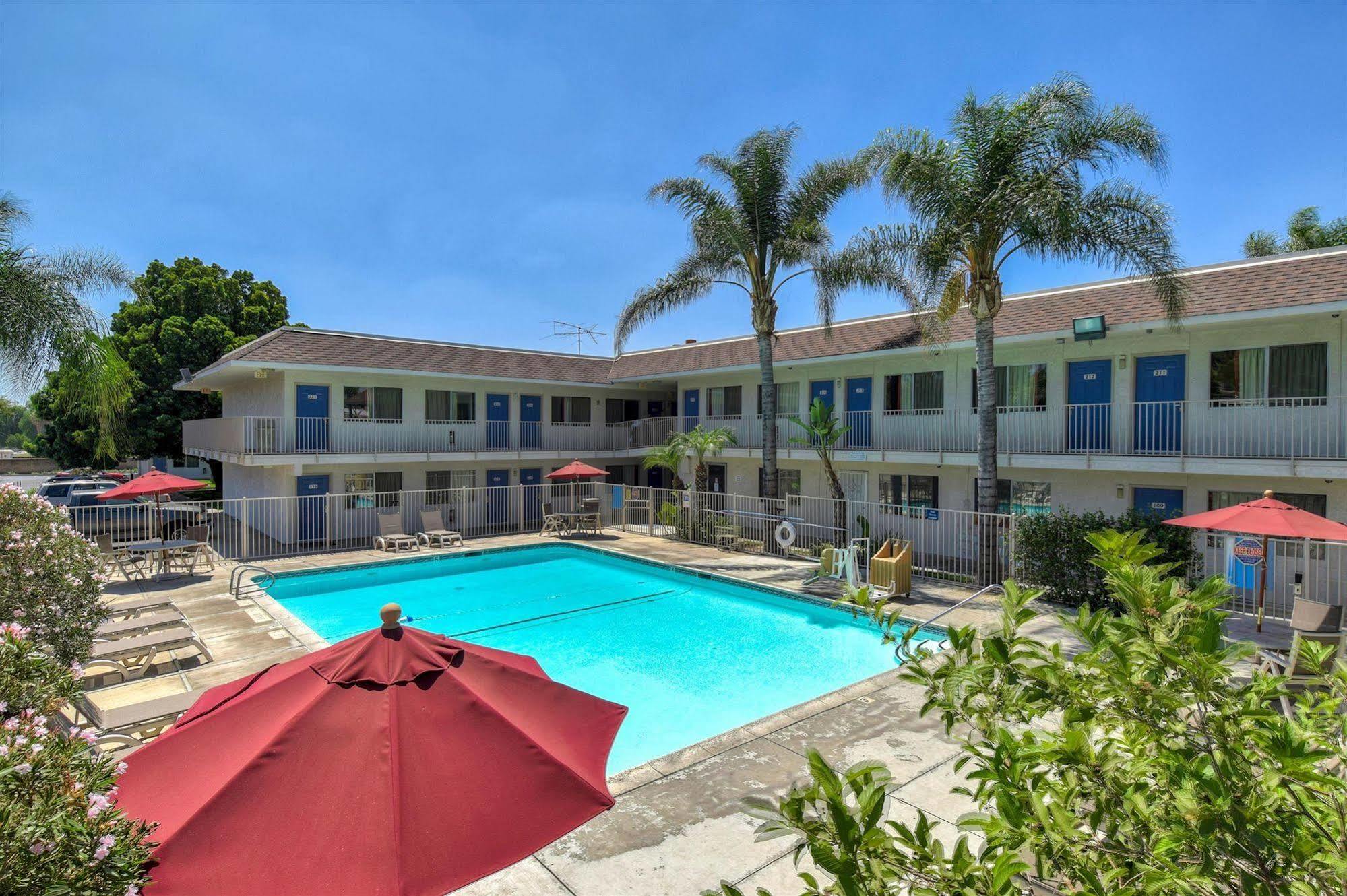 Motel 6-Jurupa Valley, Ca - Riverside West Buitenkant foto