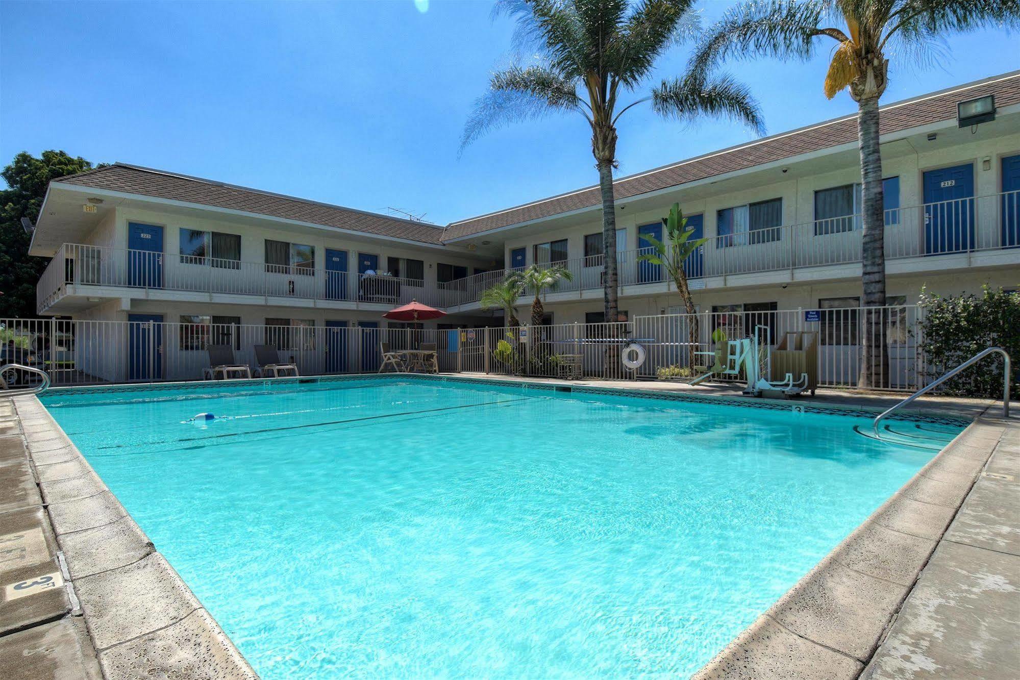 Motel 6-Jurupa Valley, Ca - Riverside West Buitenkant foto